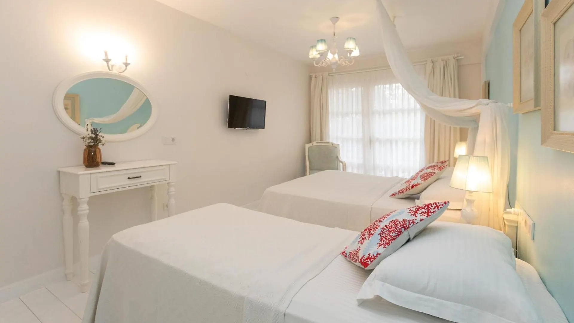 Erendira Hotel - Special Category Alaçatı