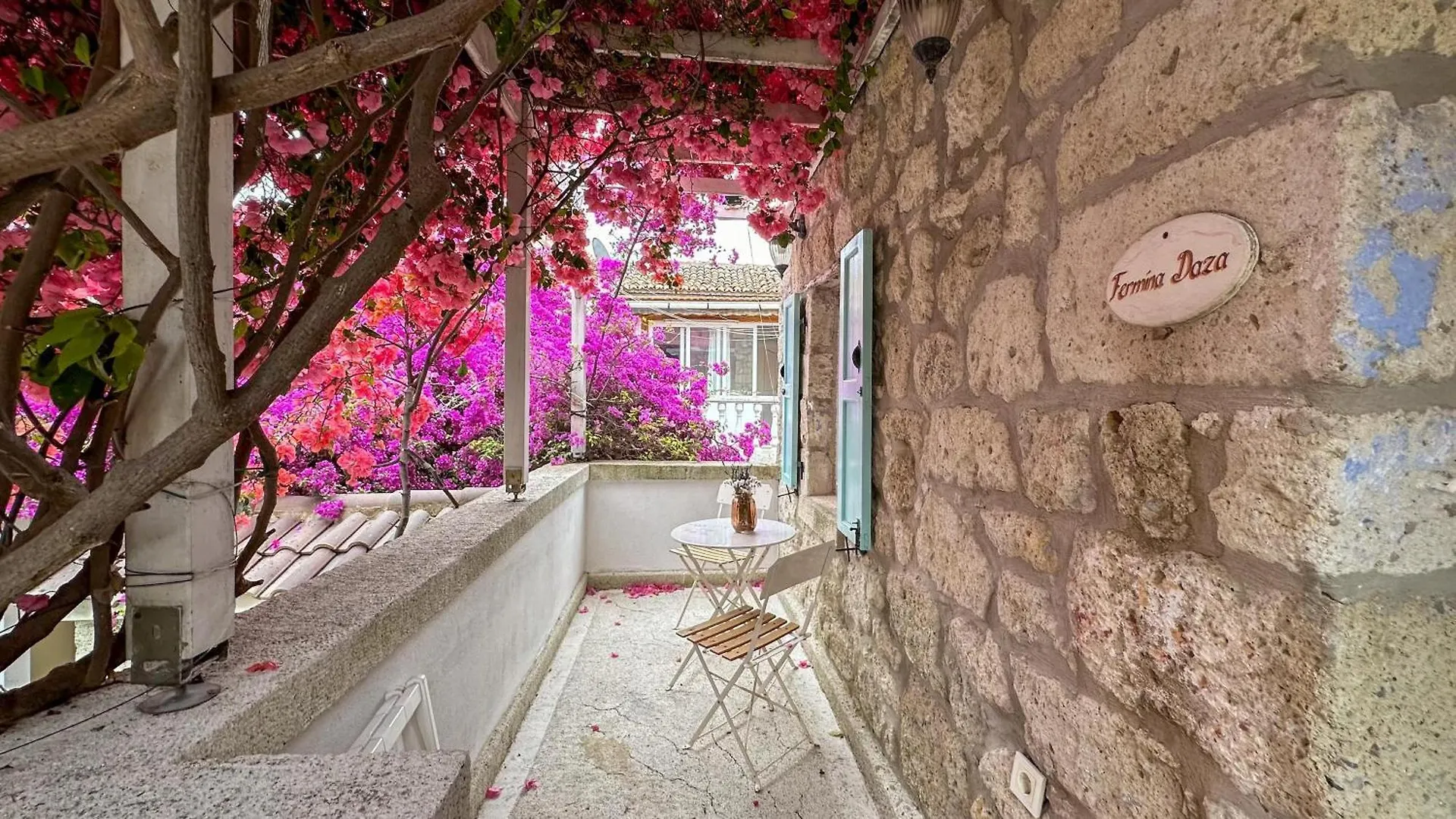 **  Erendira Hotel - Special Category Alaçatı Turkiet