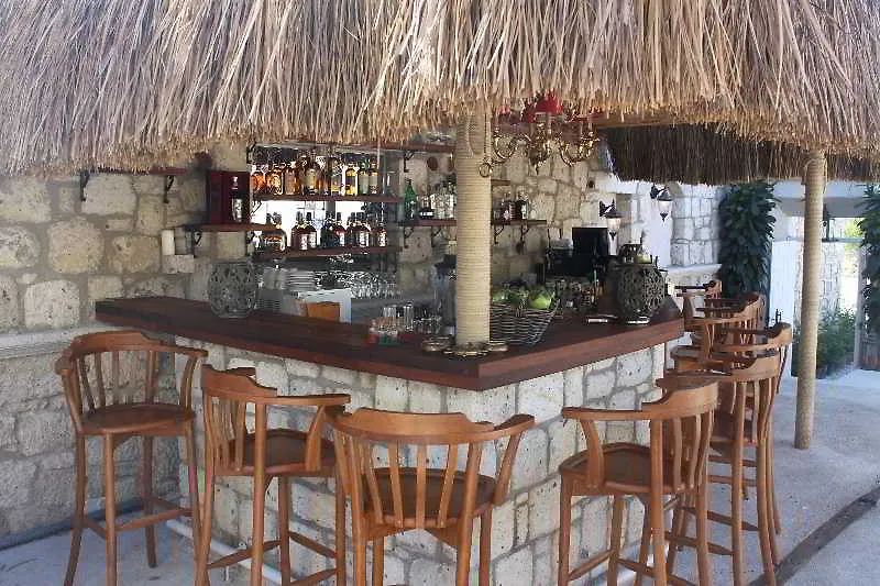 Erendira Hotel - Special Category Alaçatı 2*,